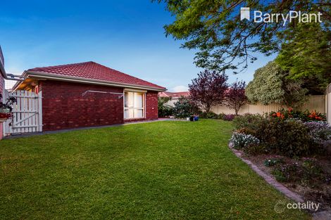 Property photo of 13 Lamb Grove Hoppers Crossing VIC 3029
