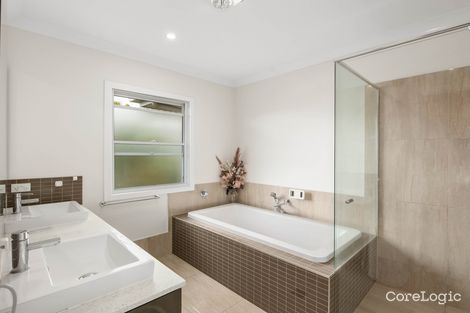 Property photo of 33 Palm Avenue Holland Park West QLD 4121