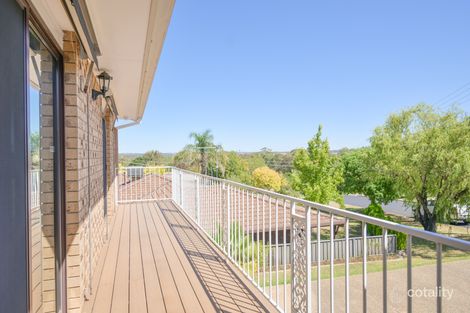 Property photo of 12 Renmark Avenue Young NSW 2594