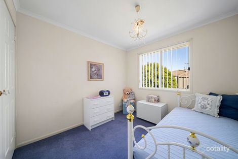 Property photo of 4 Hoff Place Dunlop ACT 2615