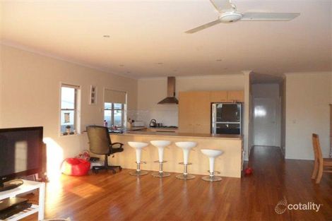Property photo of 33 Lakedrive Crescent Marcoola QLD 4564