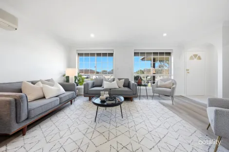 Property photo of 6 Timms Close Edensor Park NSW 2176