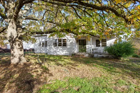 12 Delacombe Way, Willaura, VIC 3379