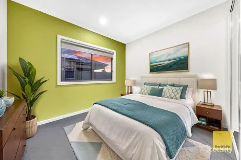 Property photo of 67 Diamond Parade Cobblebank VIC 3338