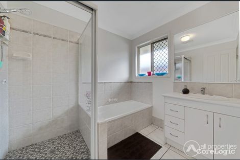 Property photo of 16 Torresian Place Heritage Park QLD 4118