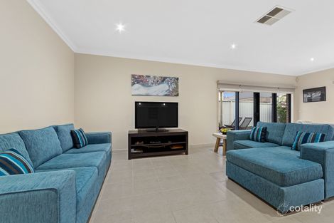 Property photo of 69 Lawson Way Caroline Springs VIC 3023