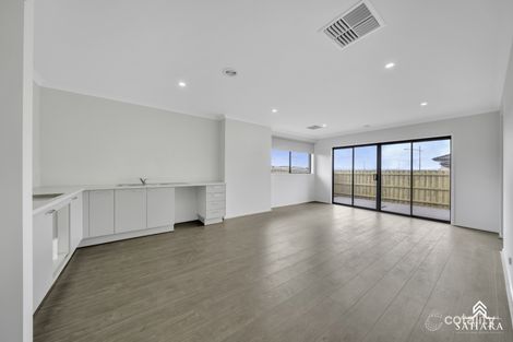 Property photo of 1 Chestnut Street Aintree VIC 3336