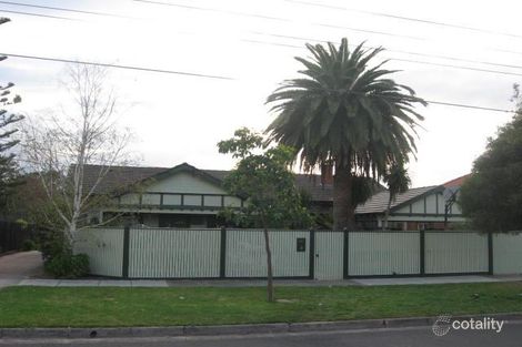 2/15 Elimatta Rd, Carnegie, VIC 3163