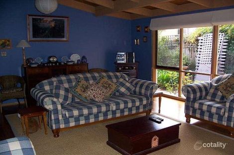 Property photo of 2 Loatta Street Rye VIC 3941