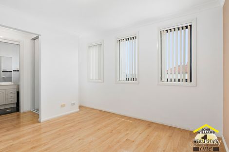 Property photo of 22 Aintree Close Casula NSW 2170