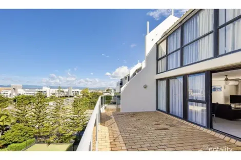 Property photo of 705/40 Surf Parade Broadbeach QLD 4218
