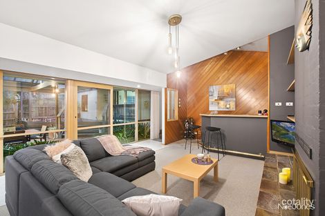 Property photo of 2 Billabong Close Croydon Hills VIC 3136