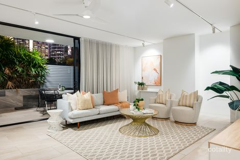 Property photo of 102/24 Annie Street Kangaroo Point QLD 4169