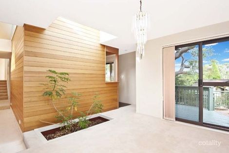 Property photo of 12 Northbrook Place Illawong NSW 2234