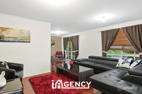 Property photo of 13 Lauriston Drive Endeavour Hills VIC 3802