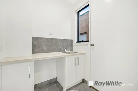 Property photo of 8B Floriana Avenue Doveton VIC 3177