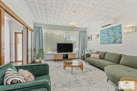 Property photo of 19 Amherst Road Woodbridge WA 6056