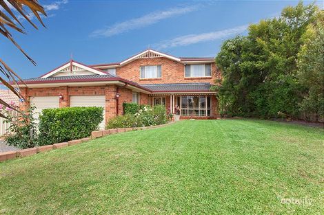 19 Baynton Pl, St Helens Park, NSW 2560
