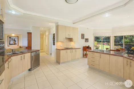Property photo of 10-12 Wedgetail Court Valdora QLD 4561