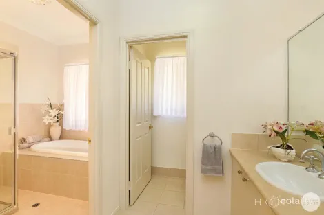 Property photo of 10-12 Wedgetail Court Valdora QLD 4561