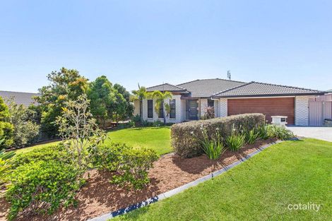 12 Narooma St, Pottsville, NSW 2489