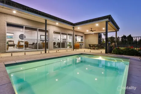 Property photo of 10 Ashen Court Gol Gol NSW 2738