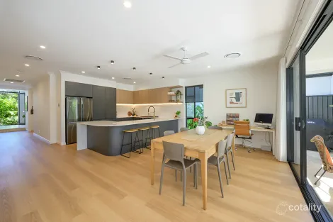 Property photo of 4 Pampling Place Twin Waters QLD 4564