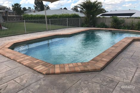 Property photo of 10 Harrison Grove Deebing Heights QLD 4306