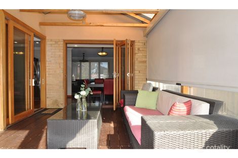 Property photo of 313 McKinnon Road Bentleigh East VIC 3165