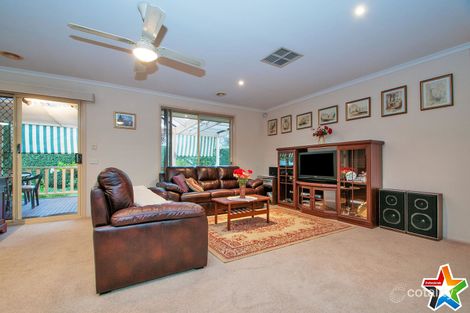 Property photo of 5 Ambleside Close Mooroolbark VIC 3138