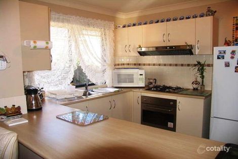 Property photo of 41 Wingello Crescent Wyoming NSW 2250