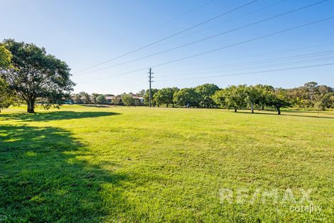 Property photo of 10 Doveton Crescent Mount Warren Park QLD 4207