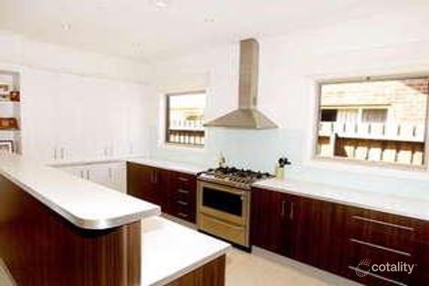 Property photo of 5 Mackie Close Hamlyn Heights VIC 3215