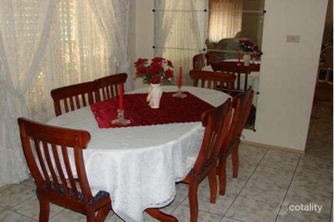 Property photo of 14 Cobourg Place Bow Bowing NSW 2566