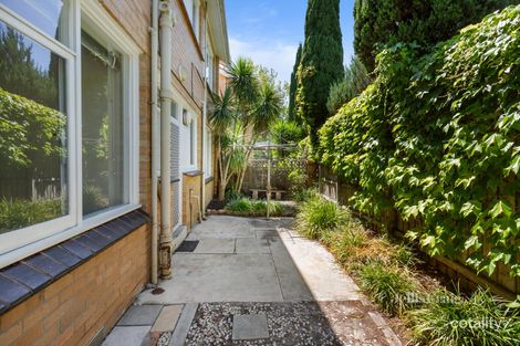 Property photo of 2/7 Hedgeley Avenue Malvern East VIC 3145
