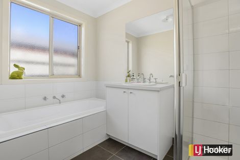 Property photo of 6 Stringybark Avenue Wallan VIC 3756