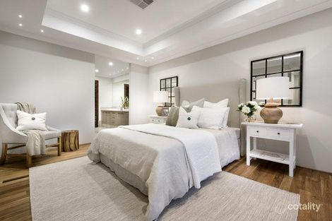 Property photo of 140 Vignerons Loop Hocking WA 6065