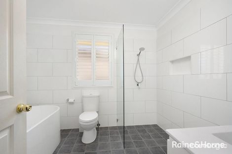 Property photo of 35 Thornbill Crescent Glenmore Park NSW 2745