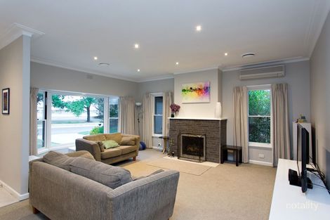 Property photo of 1721 Sturt Street Alfredton VIC 3350