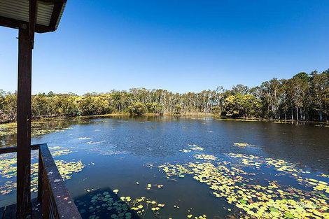 Property photo of 9 Grasstree Place Ningi QLD 4511