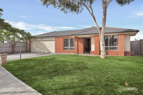 Property photo of 11 St Martins Boulevard Truganina VIC 3029