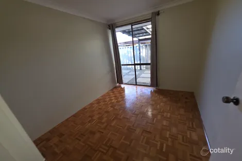 Property photo of 27 Yenisey Crescent Beechboro WA 6063