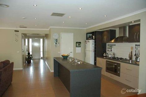 7 Wattle Valley Cl, Lyndhurst, VIC 3975