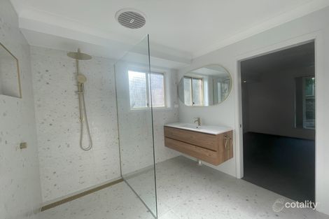 Property photo of 4 Springvale Circuit Cameron Park NSW 2285