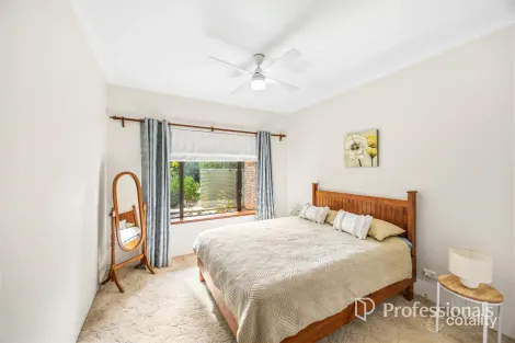Property photo of 4 Crimp Crescent Leschenault WA 6233