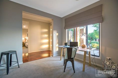 Property photo of 16 Fallingwater Drive Pakenham VIC 3810