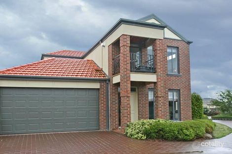18 Marlesford Cres, Berwick, VIC 3806