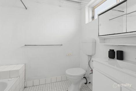 Property photo of 17/30 Kelvinside Road Noble Park VIC 3174