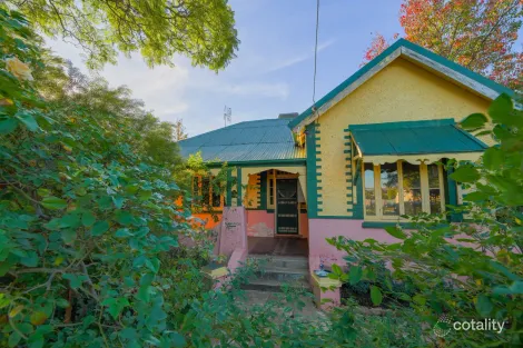 Property photo of 16 Oswin Street Parkes NSW 2870