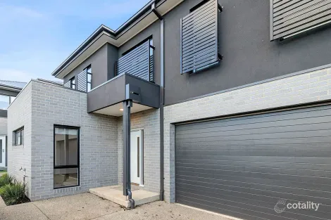 Property photo of 2/51 Bostock Avenue Manifold Heights VIC 3218